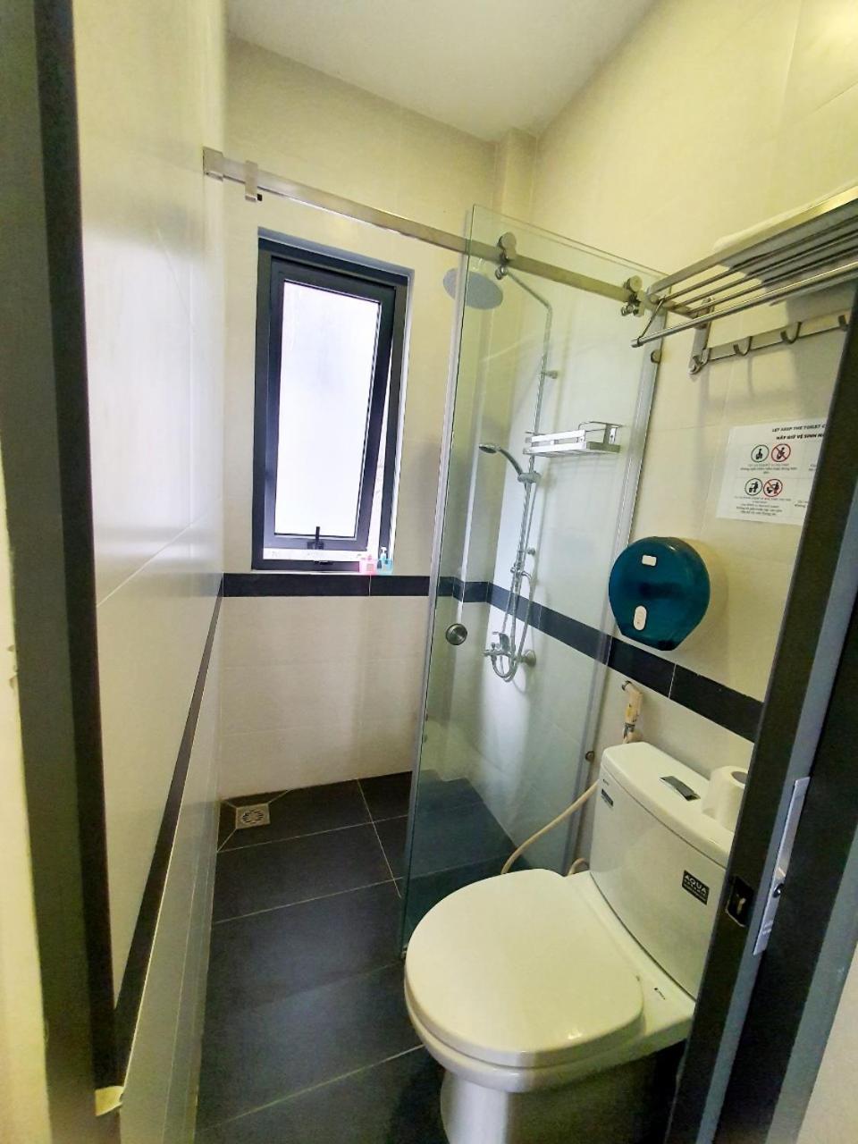 Zvillage Ncc - Modern Townhouse In District 1 ホーチミン市 エクステリア 写真